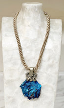 Load image into Gallery viewer, Mother Earth Necklace