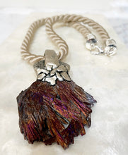 Load image into Gallery viewer, Mother Earth Necklace