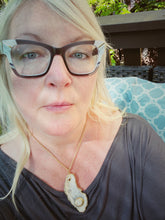 Load image into Gallery viewer, Jersey Shore Beach Vibes Necklace / Shell / Crystal