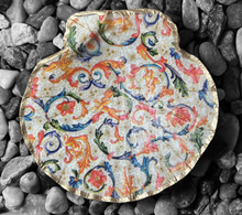 Load image into Gallery viewer, Handmade Scallop Shell Ring Dish
