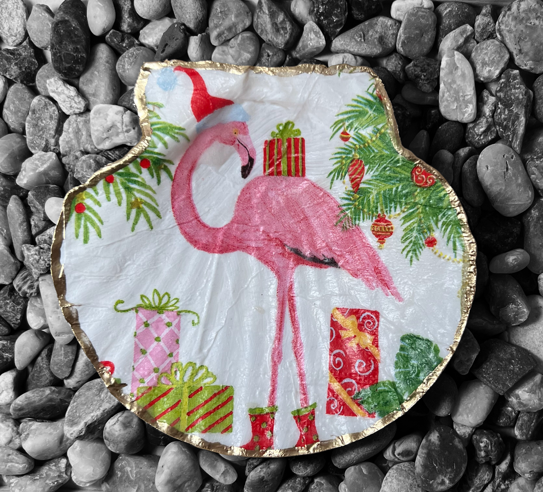 HOLIDAY FLAMINGO - Scallop Shell Ring Dishes