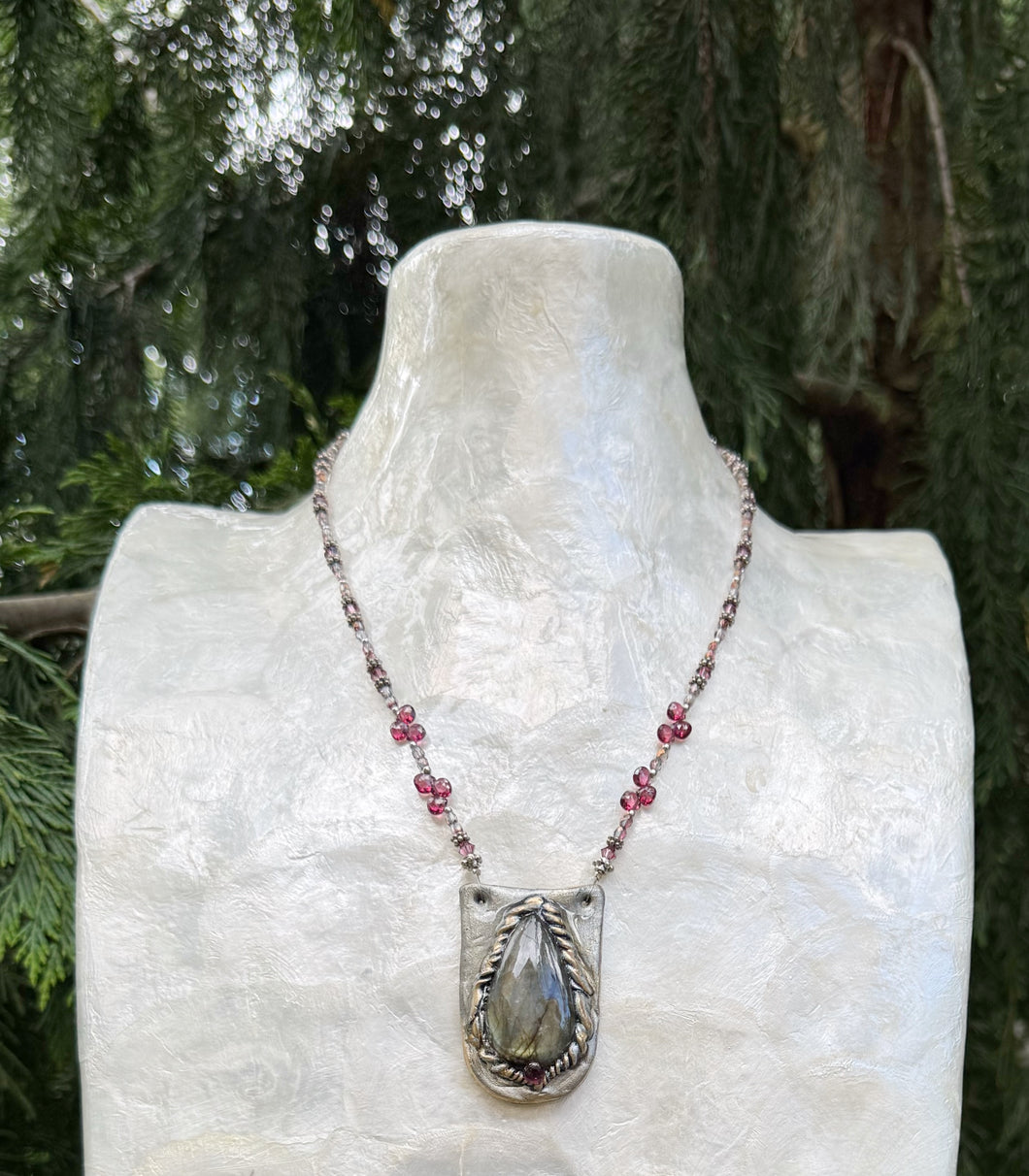 Passionately Intuitive Necklace / Labradorite / Garnet
