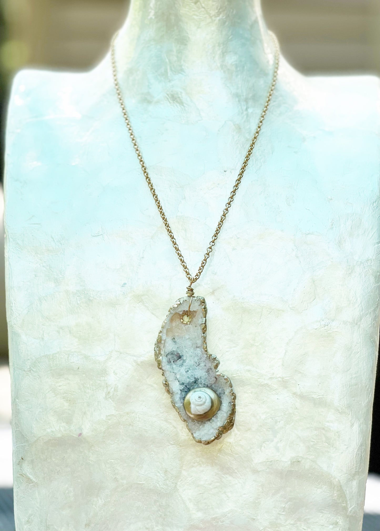 Jersey Shore Beach Vibes Necklace / Shell / Crystal