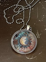 Load image into Gallery viewer, Moon Necklace
