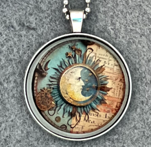 Load image into Gallery viewer, Moon Necklace
