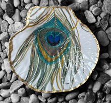 Load image into Gallery viewer, Handmade Scallop Shell Ring Dish
